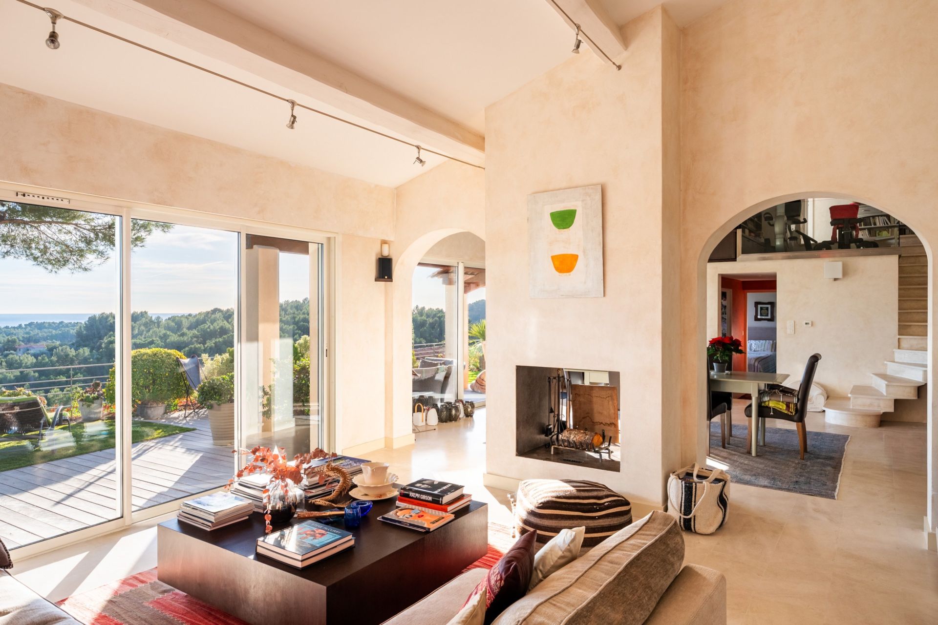 house 5 Rooms for sale on ST CYR SUR MER (83270)