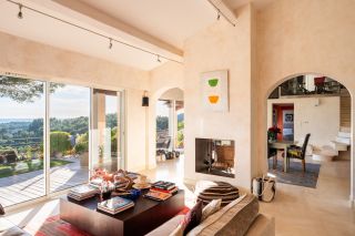 house 5 Rooms for sale on ST CYR SUR MER (83270)