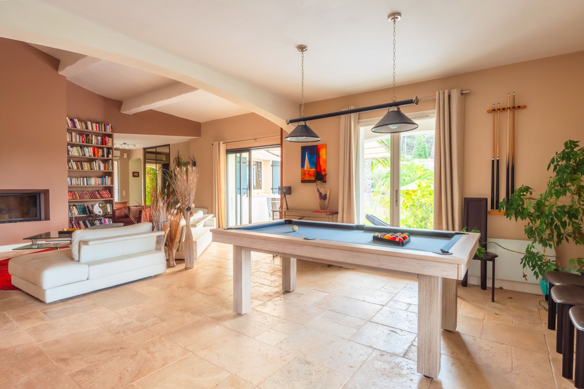 maison 5 Pièces en vente sur LE CASTELLET (83330)