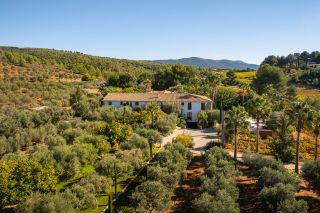 maison 20 Pièces en vente sur LE CASTELLET (83330)