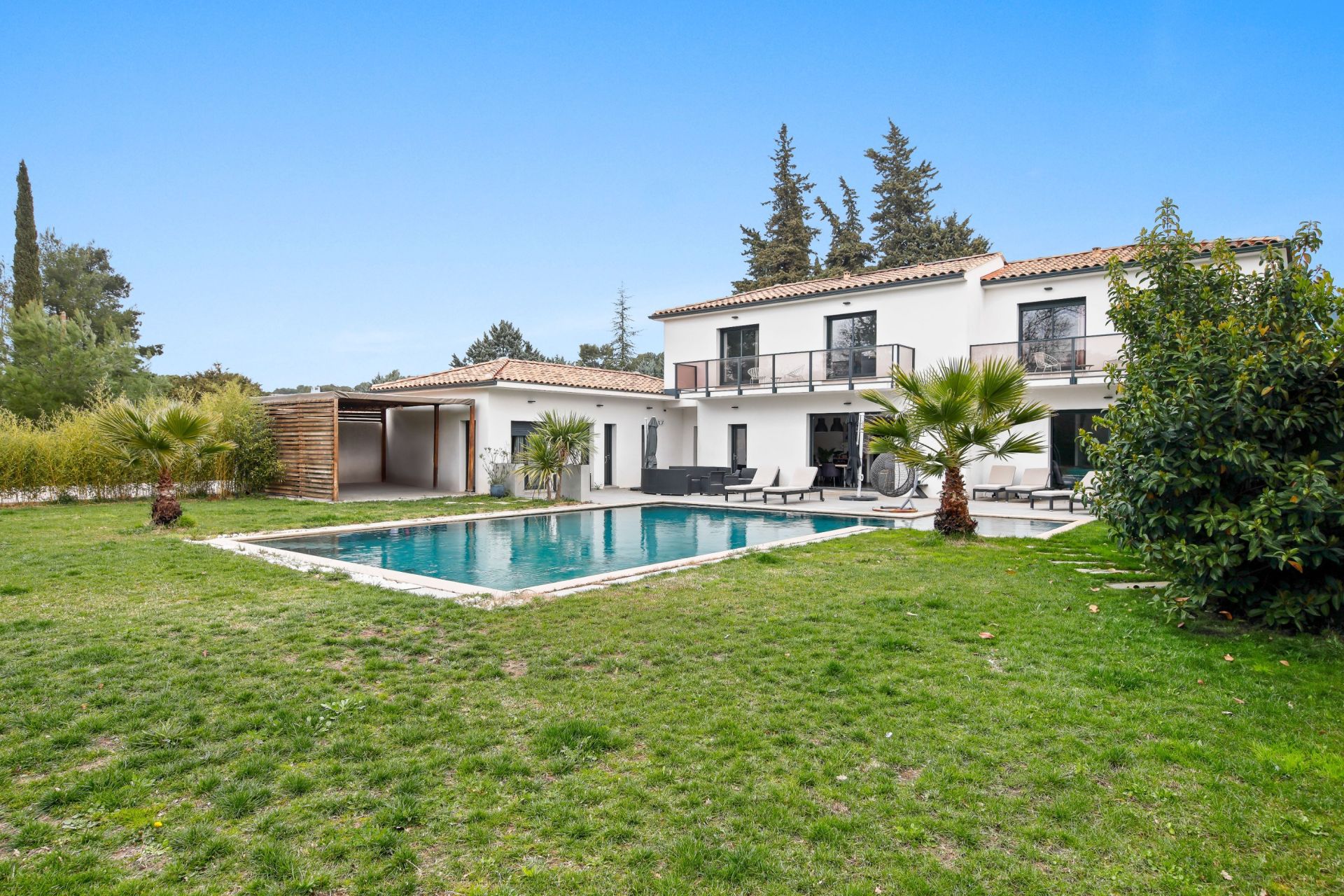 maison 8 Pièces en vente sur LE BEAUSSET (83330)