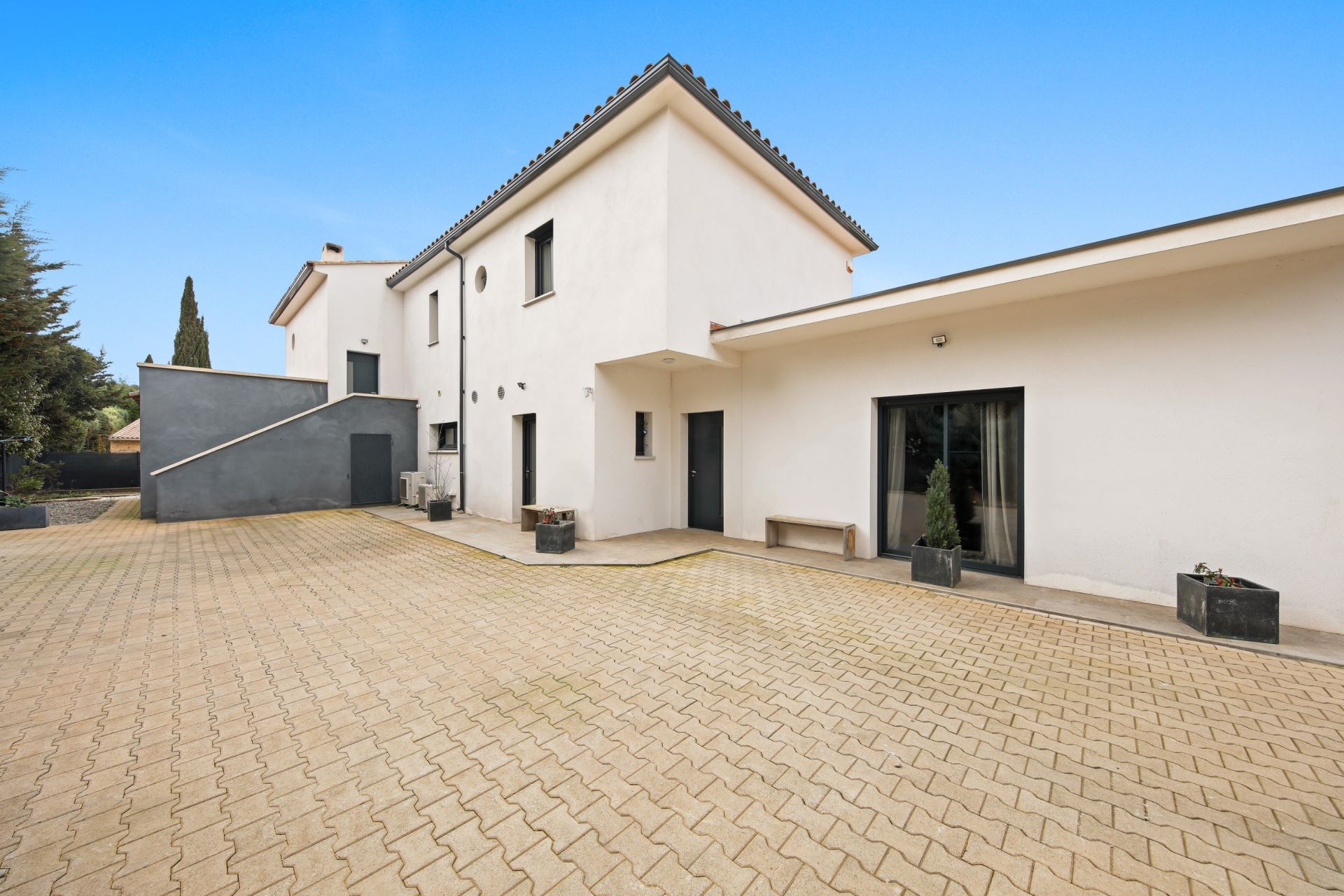 maison 8 Pièces en vente sur LE BEAUSSET (83330)