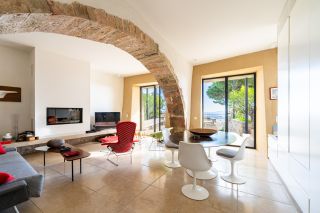 maison 7 Pièces en vente sur HYERES (83400)