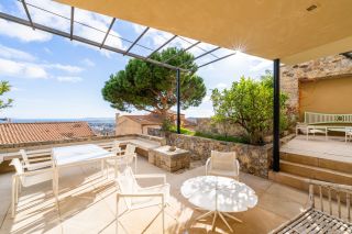 maison 7 Pièces en vente sur HYERES (83400)