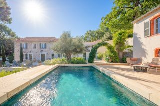 maison 10 Pièces en vente sur HYERES (83400)