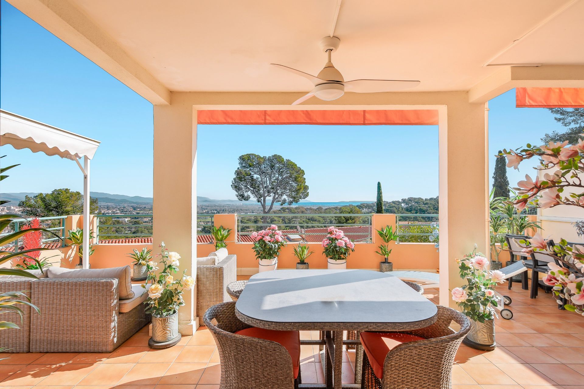 appartement 4 Pièces en vente sur HYERES (83400)