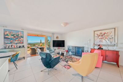 Vente Appartement Hyères 4&nbsp;Pièces 98&nbsp;m²