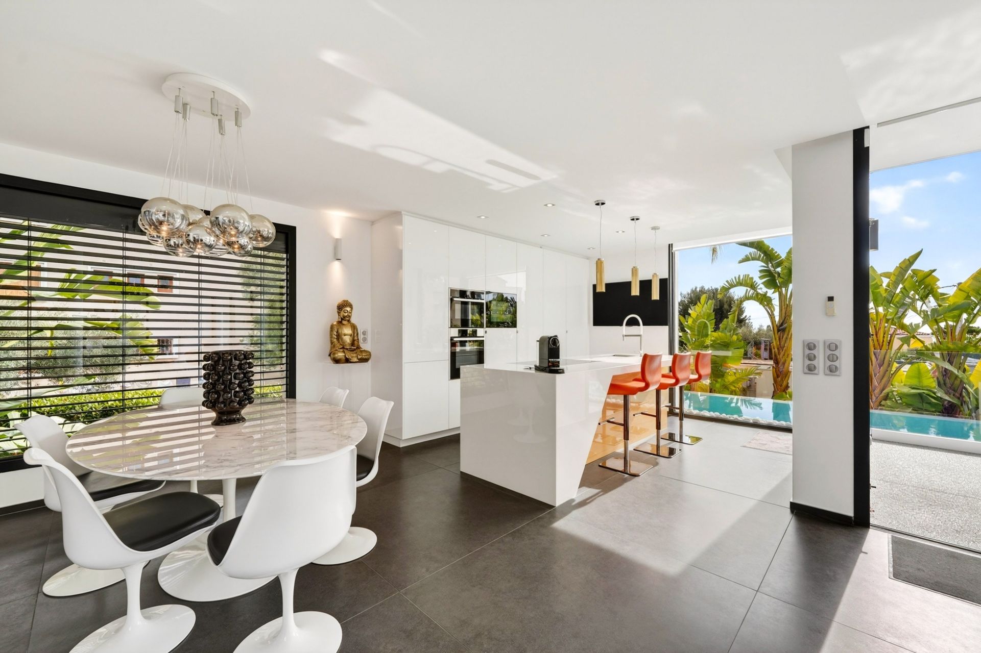 maison 7 Pièces en vente sur BANDOL (83150)