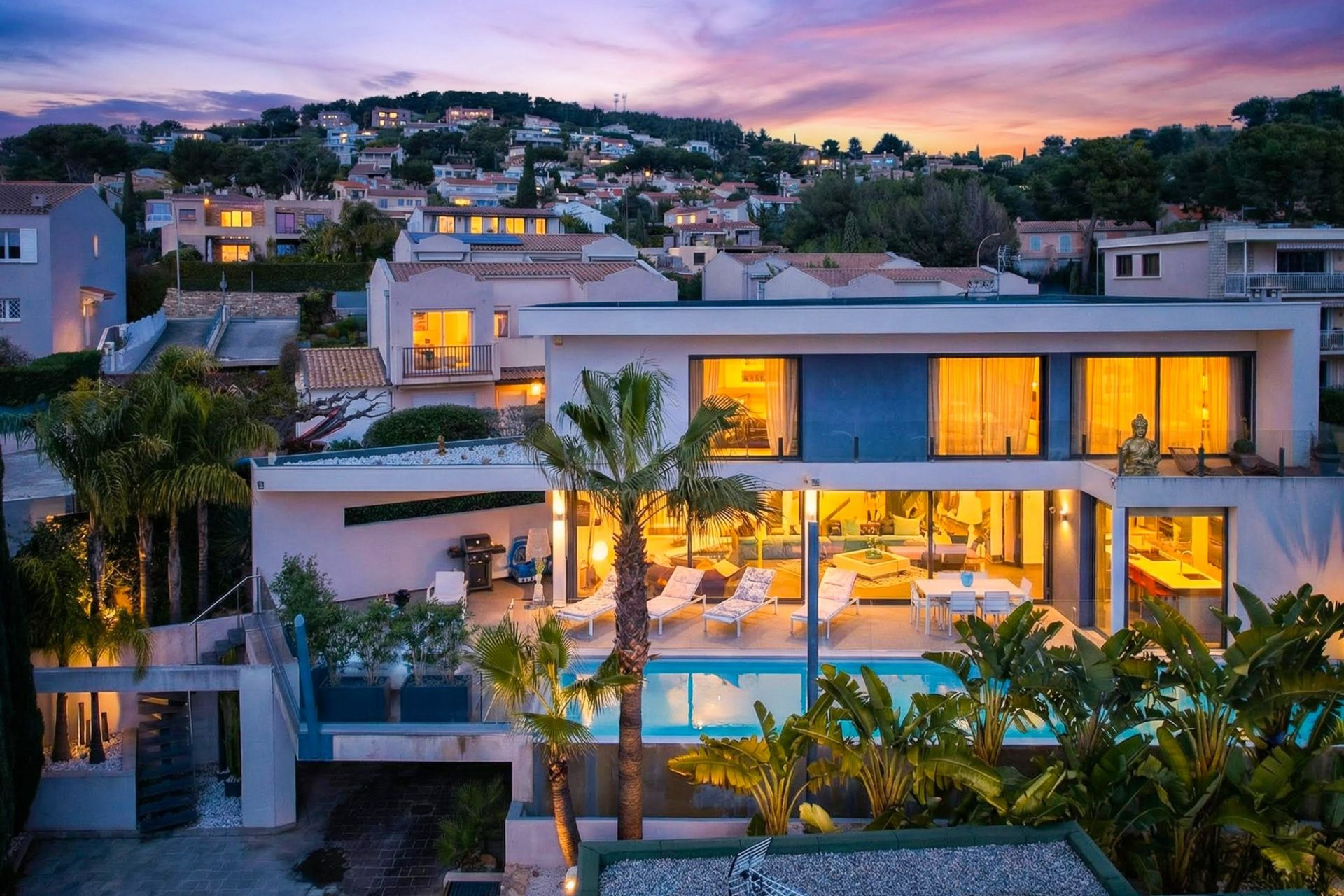 maison 7 Pièces en vente sur BANDOL (83150)