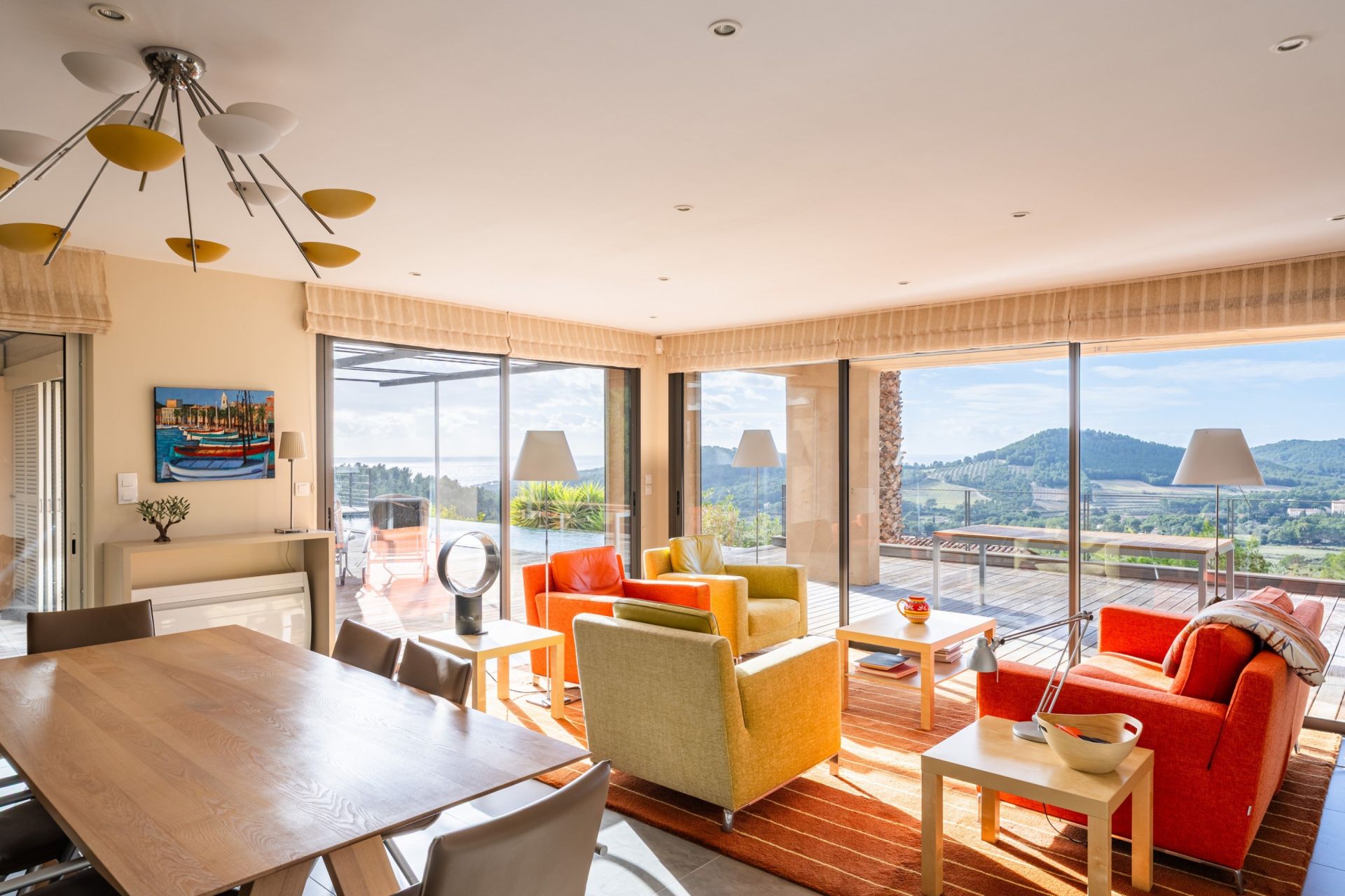 maison 8 Pièces en vente sur ST CYR SUR MER (83270)