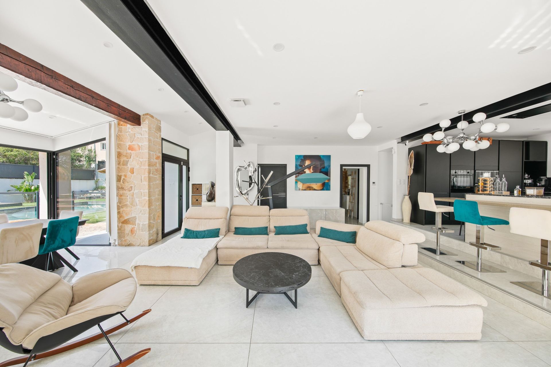 maison 7 Pièces en vente sur LA CADIERE D AZUR (83740)