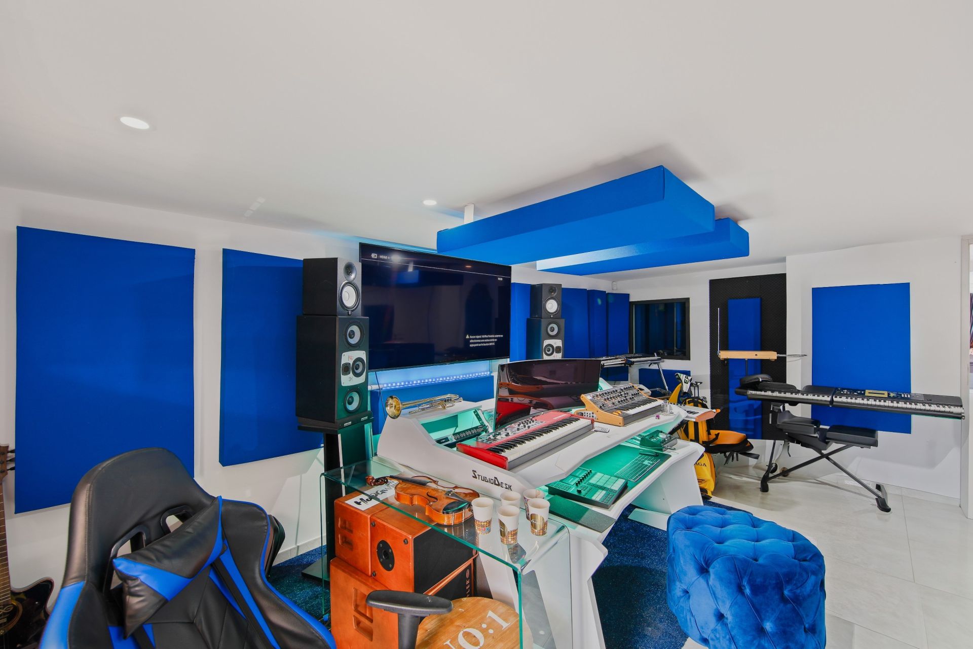 maison 7 Pièces en vente sur LA CADIERE D AZUR (83740)