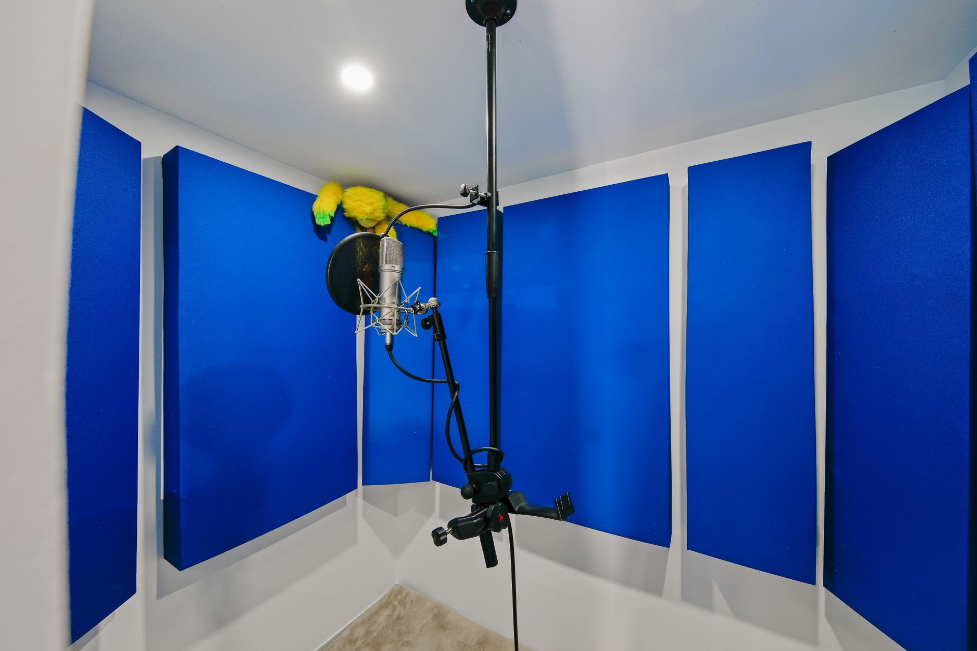 maison 7 Pièces en vente sur LA CADIERE D AZUR (83740)