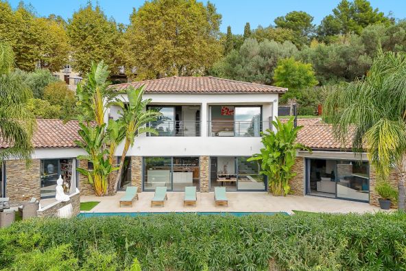 Sale House Ollioules 7&nbsp;Rooms 292&nbsp;m²