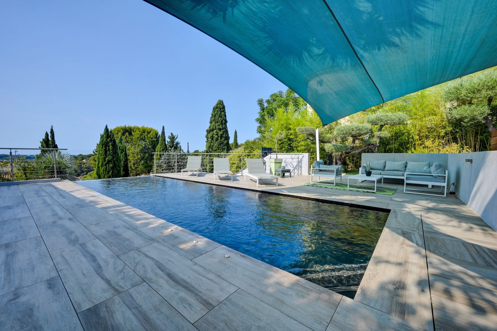 villa 7 Pièces en vente sur LA GARDE (83130)
