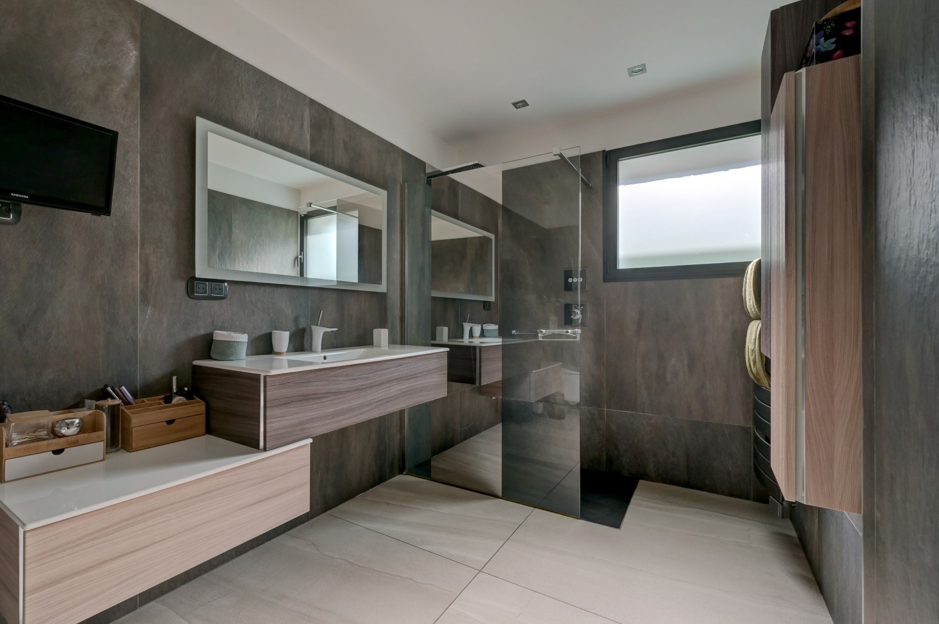 villa 7 Pièces en vente sur LA GARDE (83130)