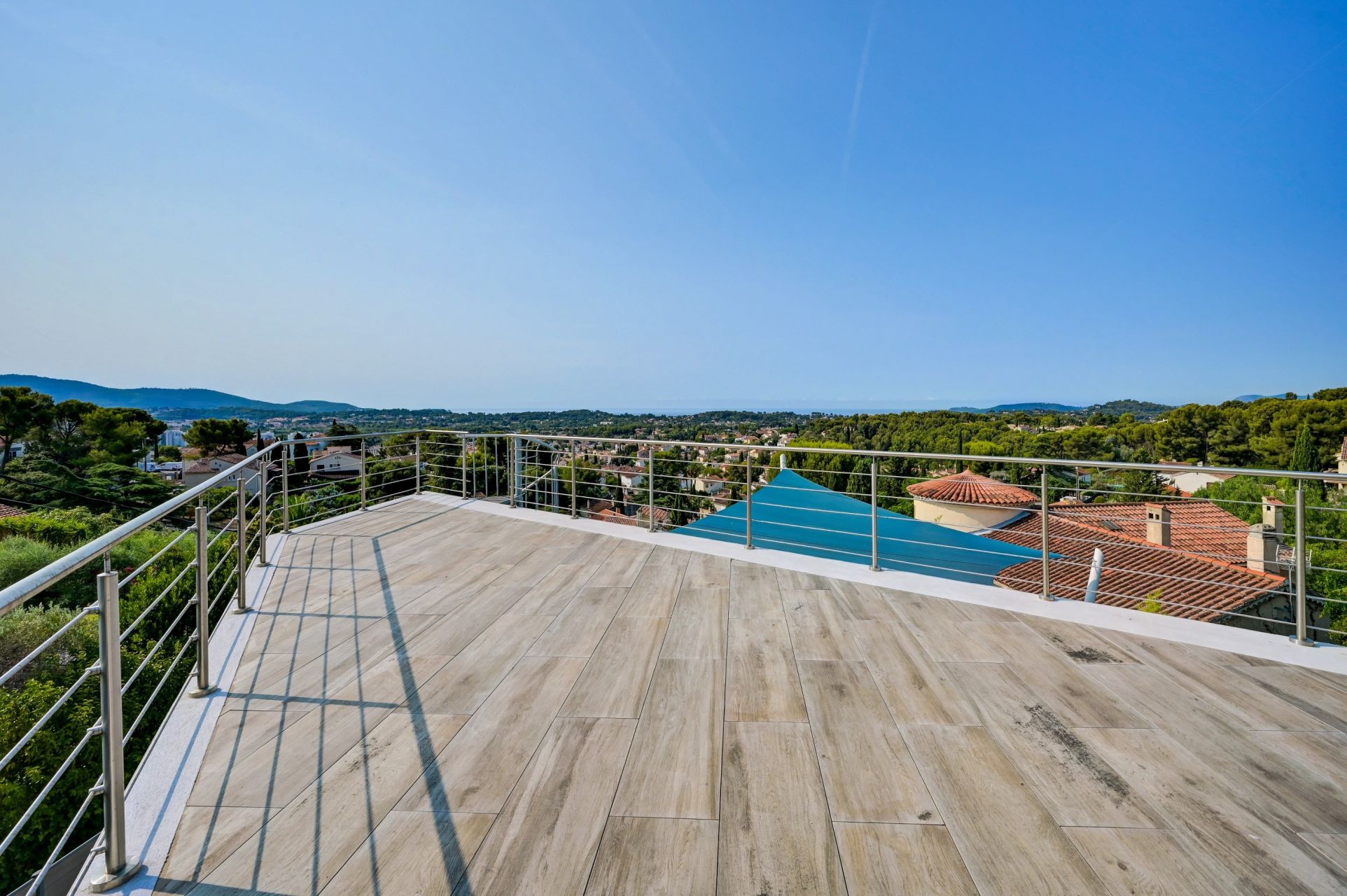 villa 7 Pièces en vente sur LA GARDE (83130)