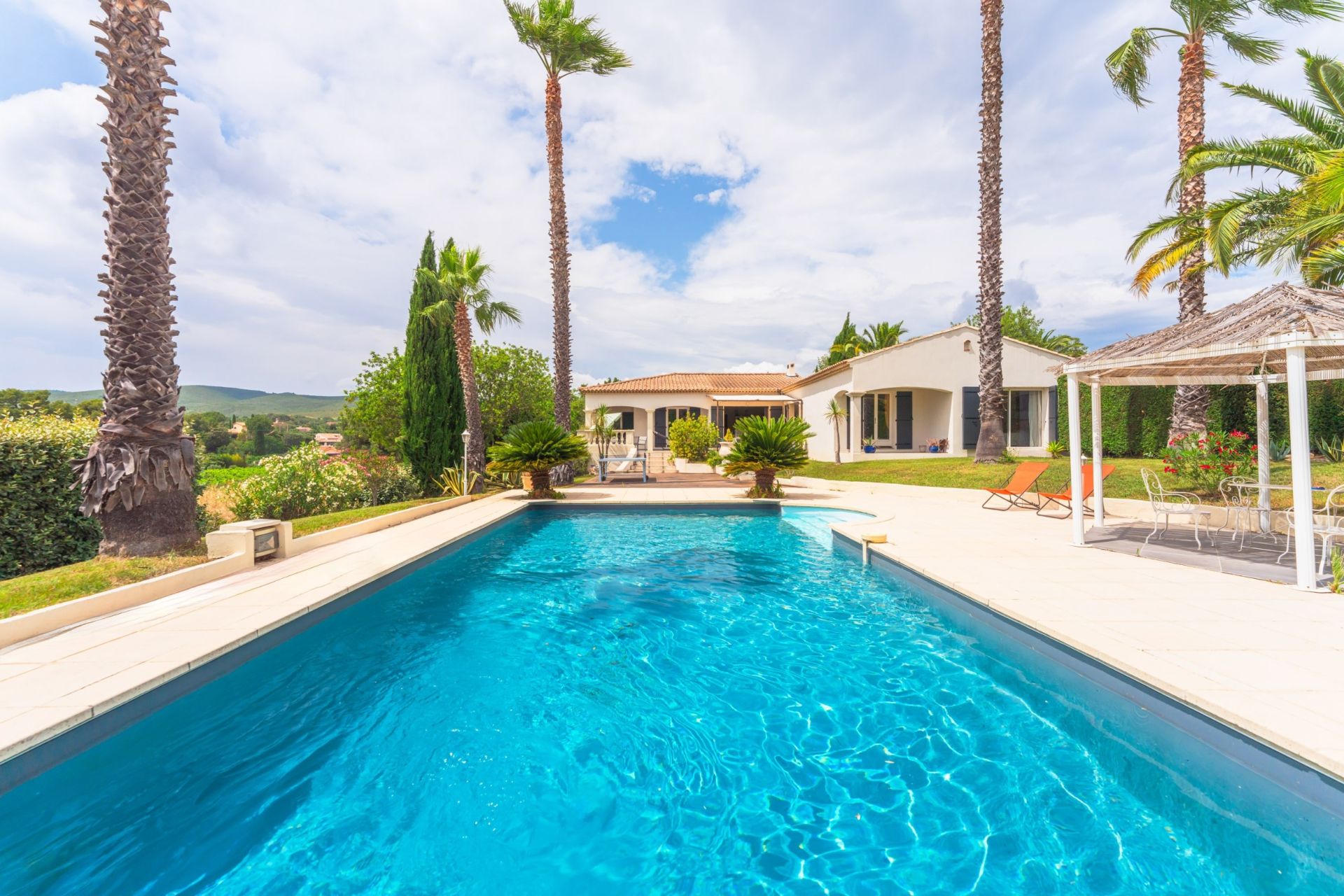 maison 5 Pièces en vente sur LE CASTELLET (83330)