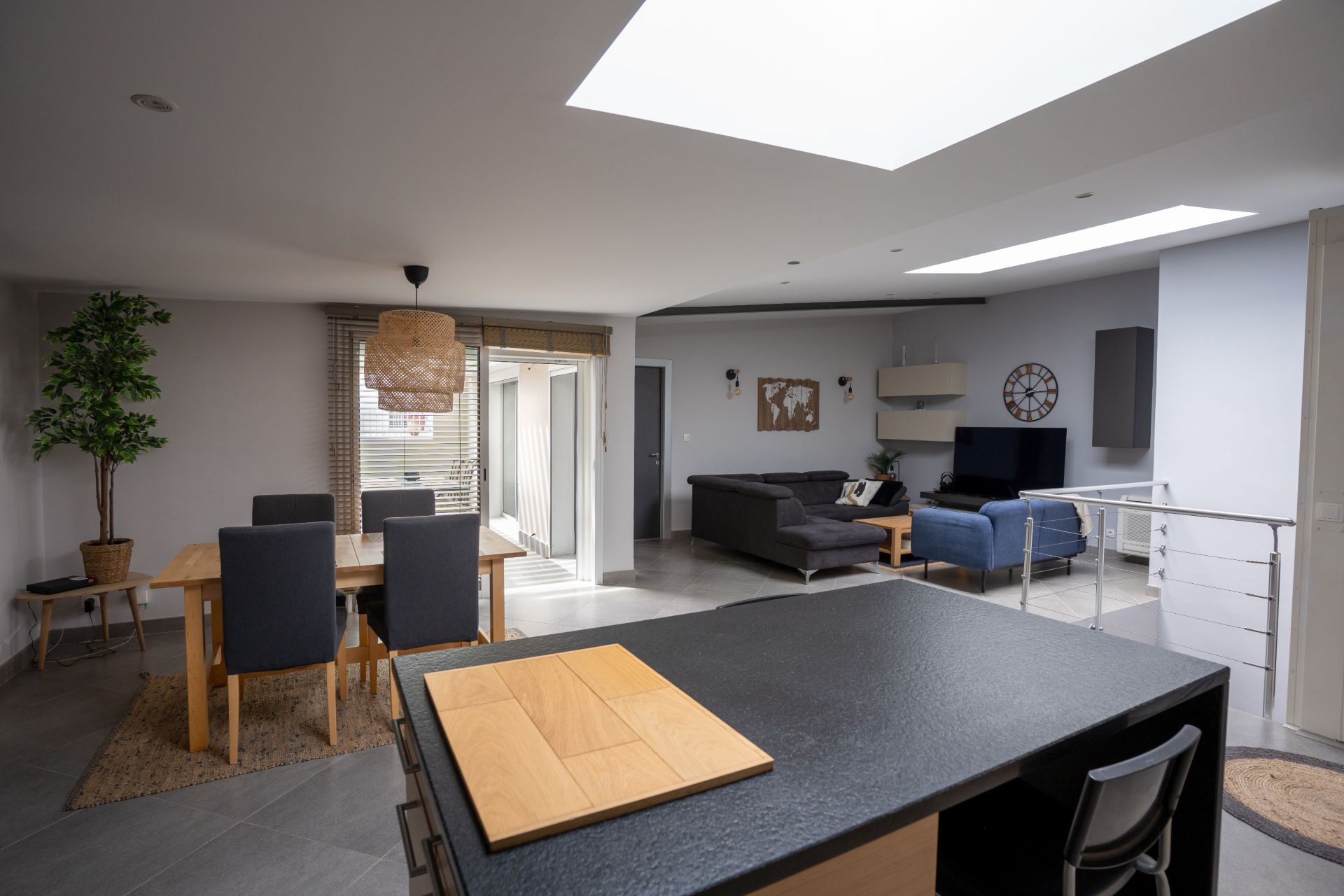 appartement 5 Pièces en vente sur HYERES (83400)