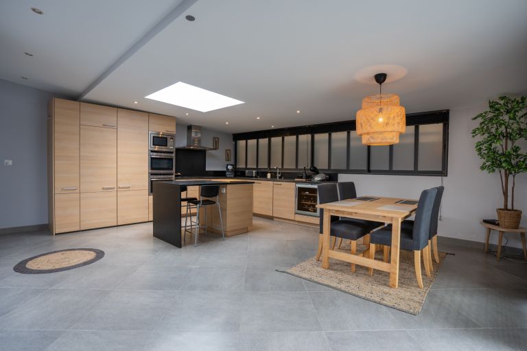 appartement 5 Pièces en vente sur HYERES (83400)