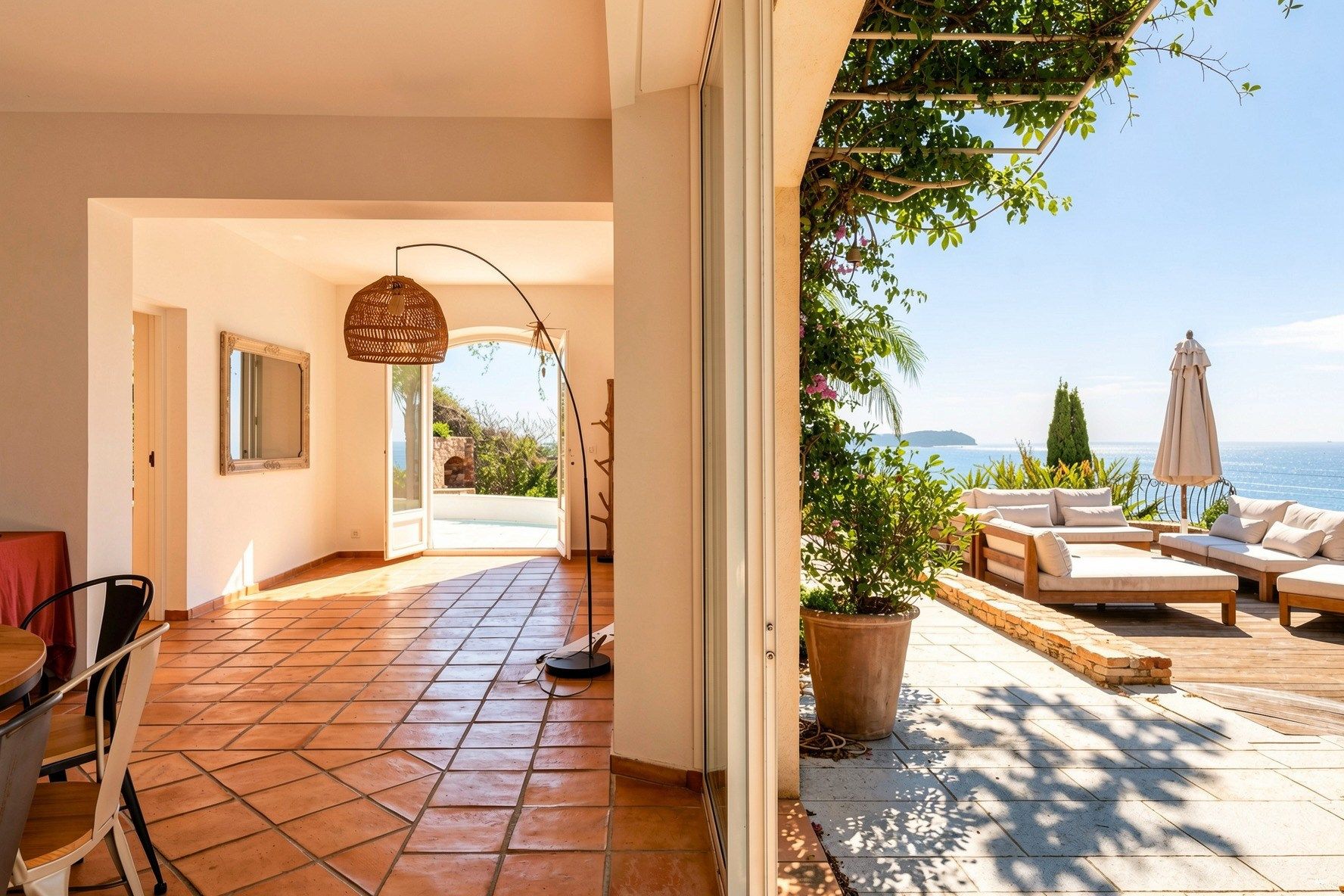 maison 6 Pièces en vente sur CARQUEIRANNE (83320)