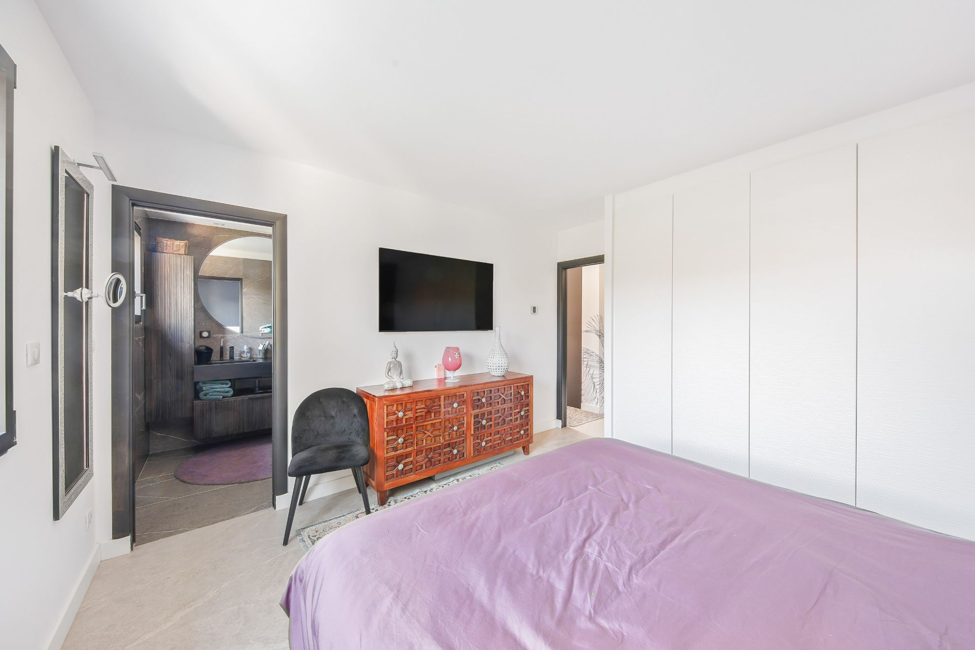 house 7 Rooms for sale on BANDOL (83150)