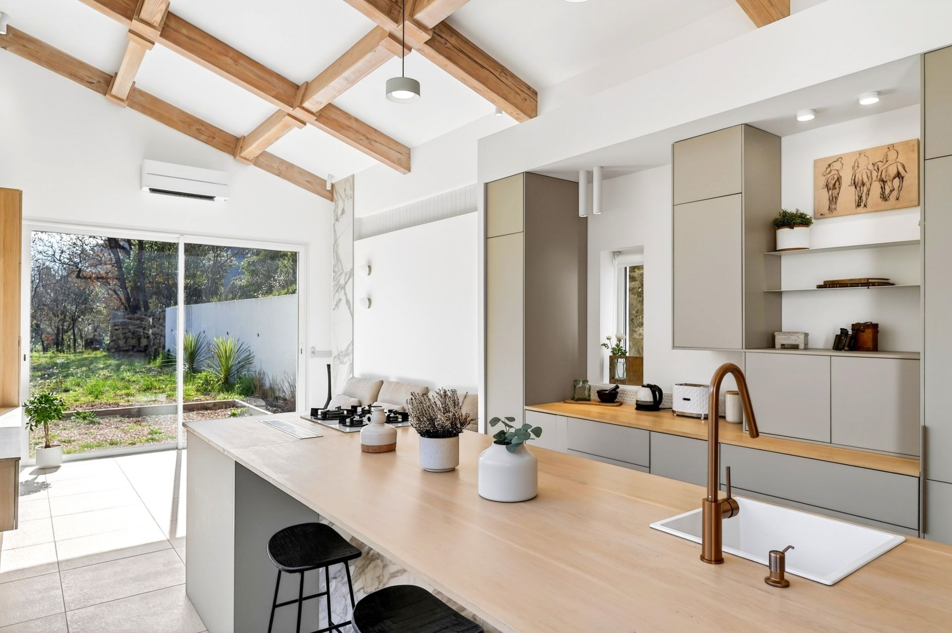maison 2 Pièces en vente sur GONFARON (83590)