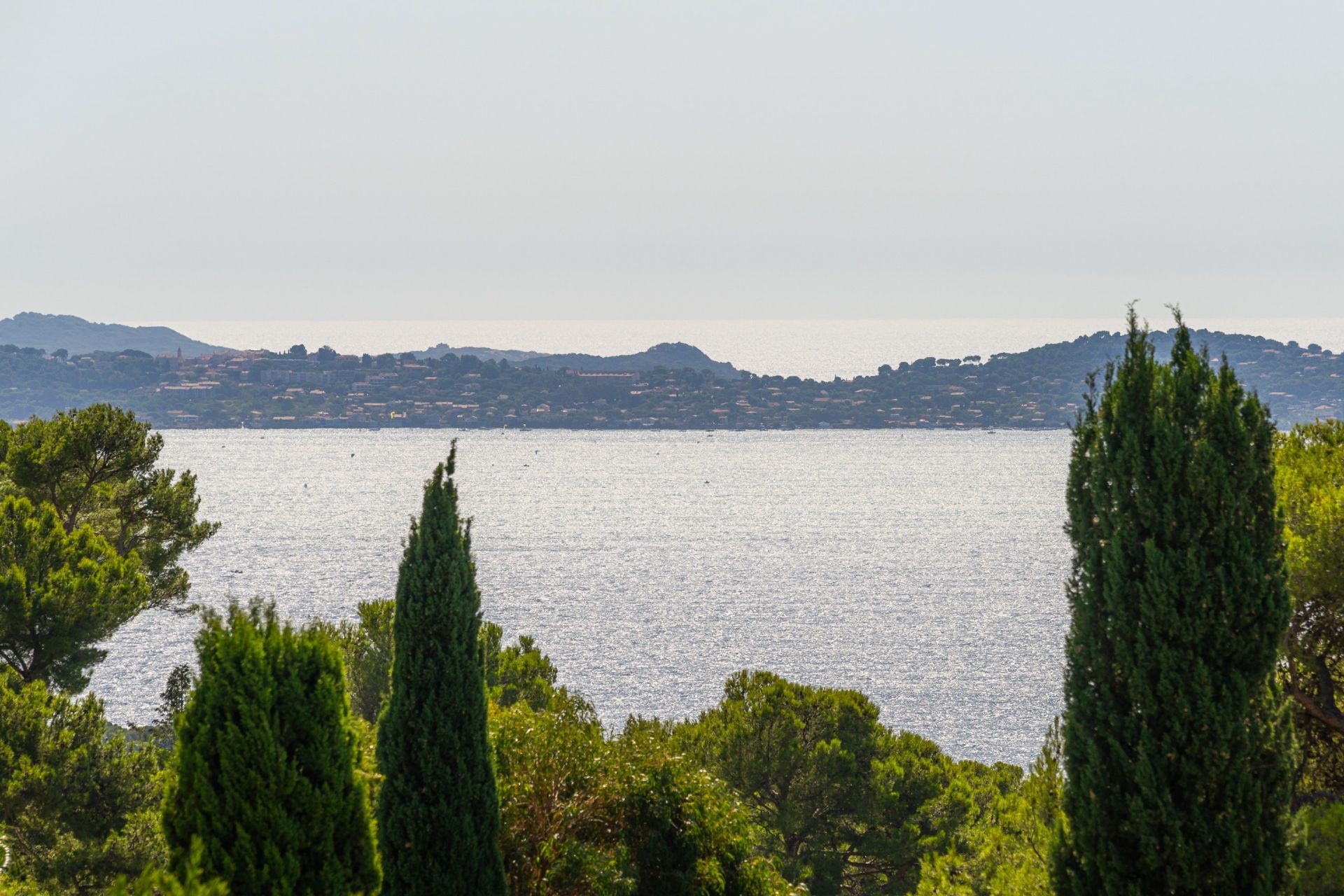 maison 6 Pièces en vente sur CARQUEIRANNE (83320)