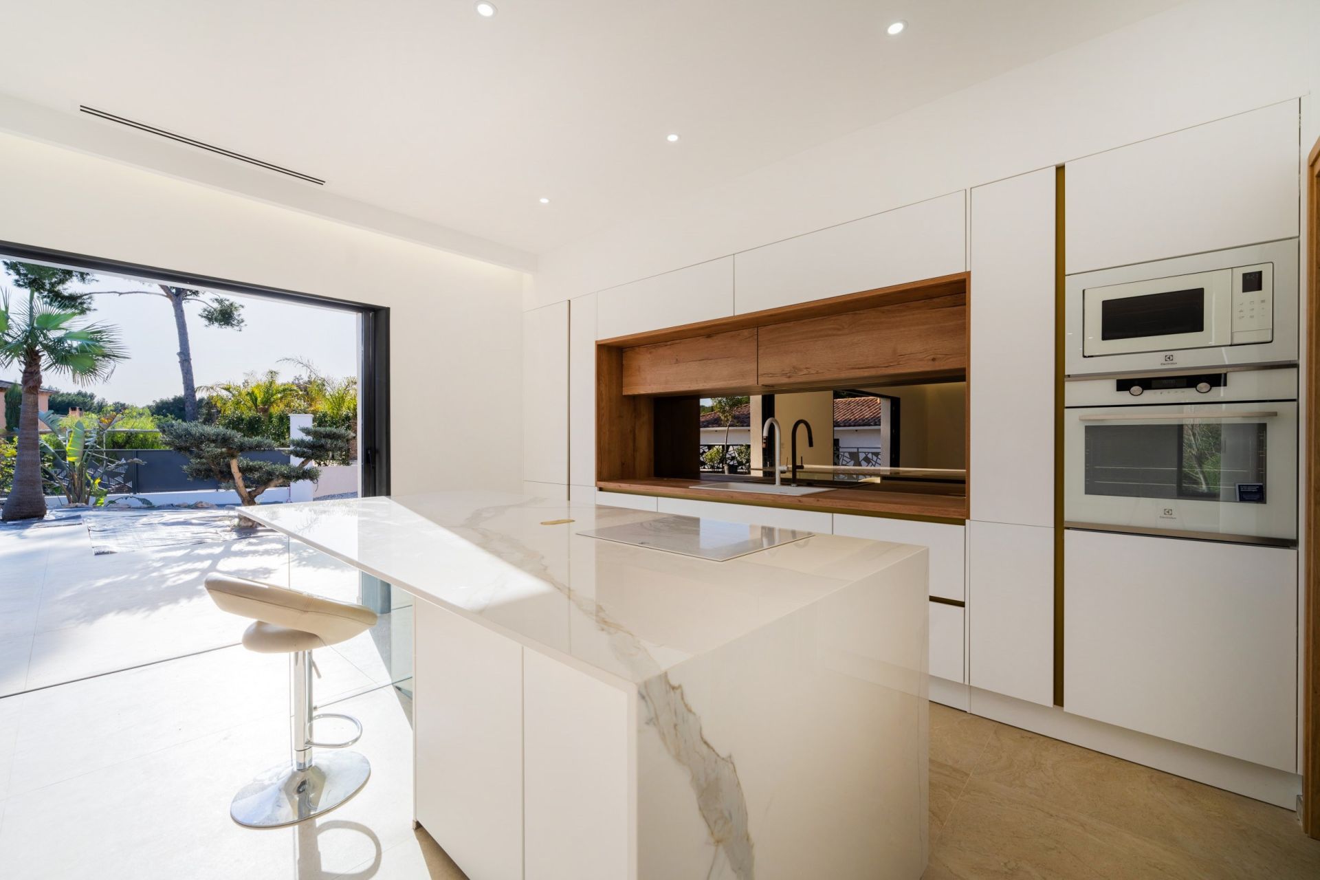 maison 6 Pièces en vente sur SANARY SUR MER (83110)