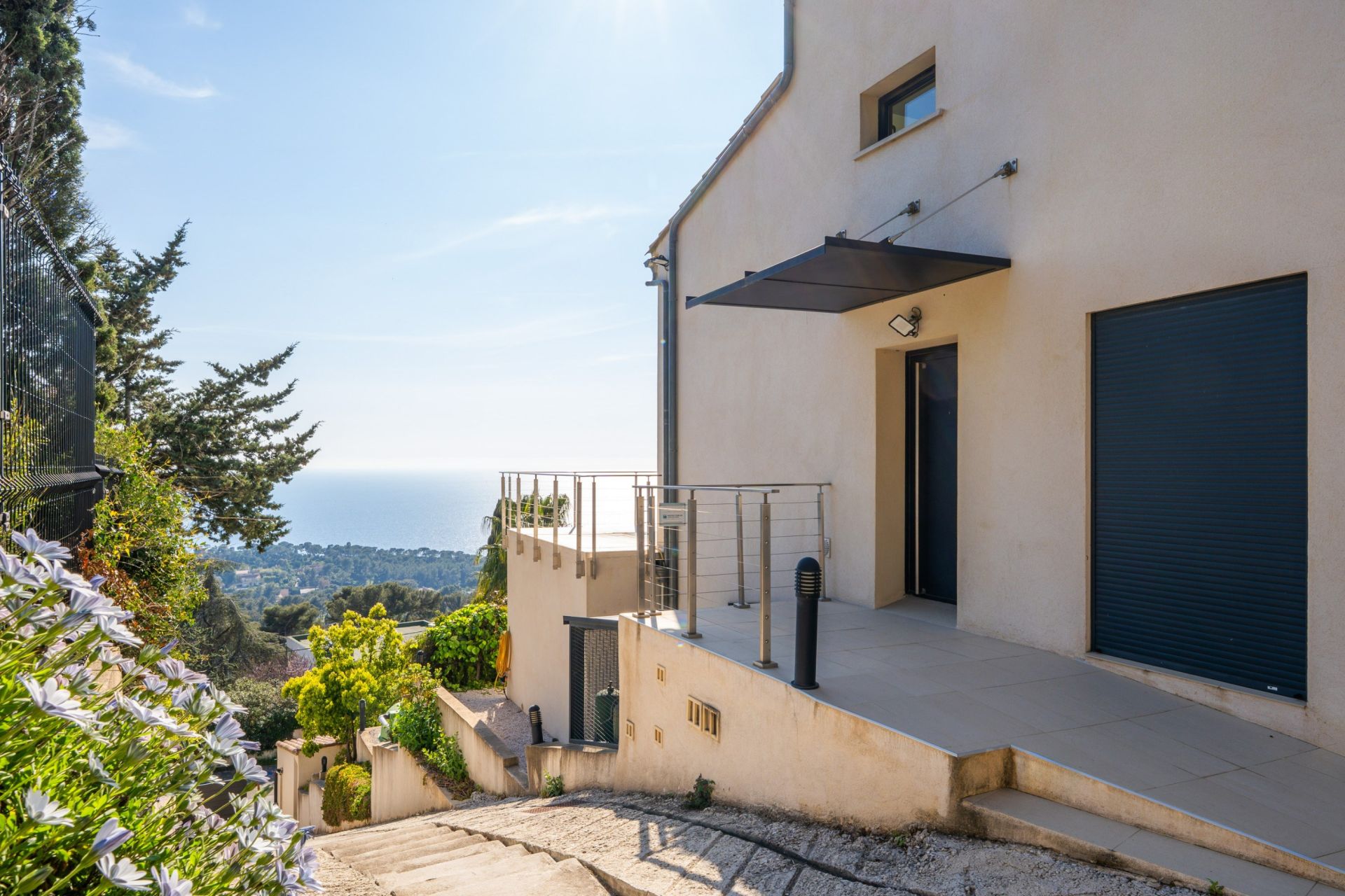 maison 9 Pièces en vente sur CARQUEIRANNE (83320)