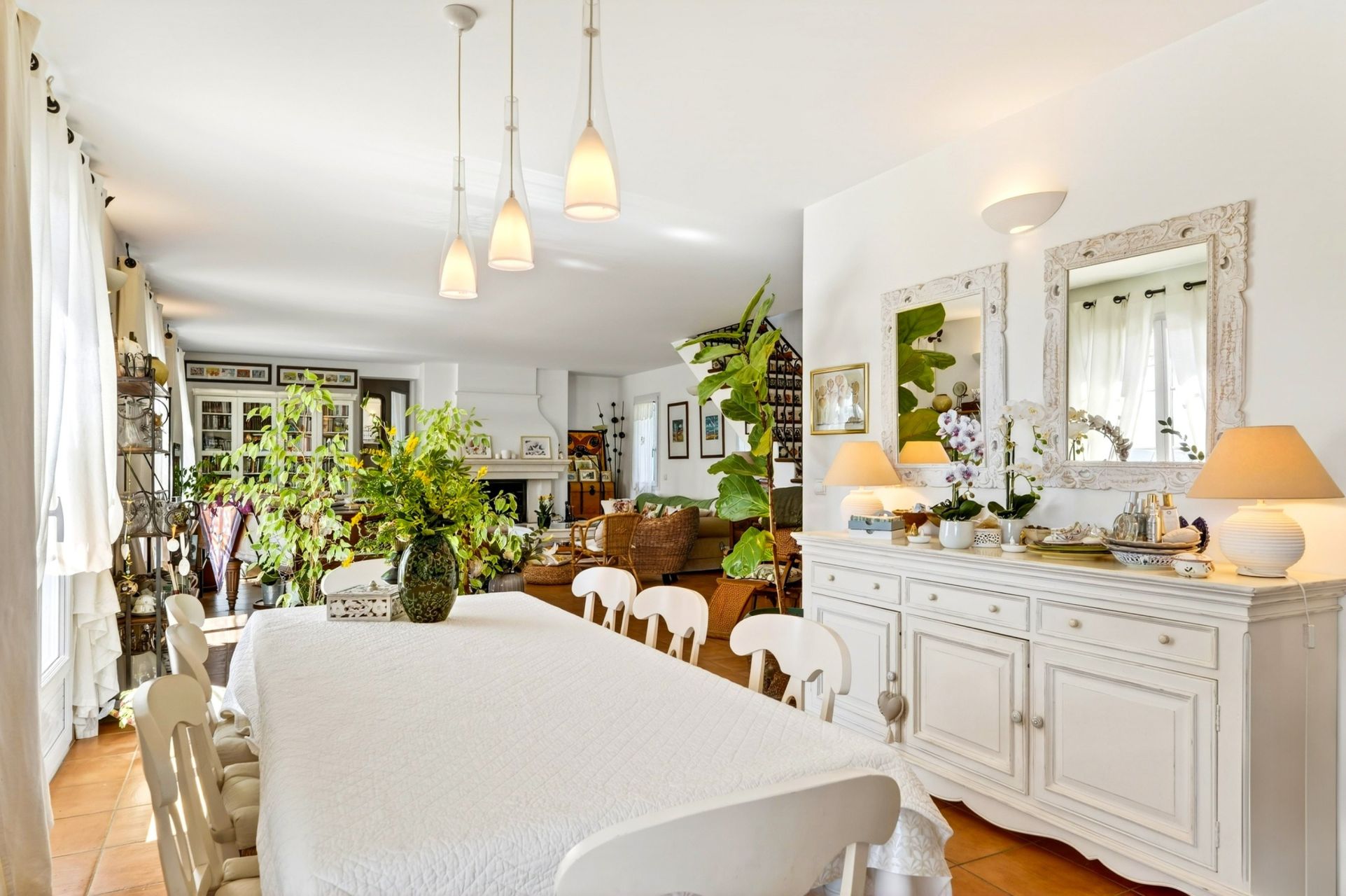 maison 6 Pièces en vente sur LA CADIERE D AZUR (83740)