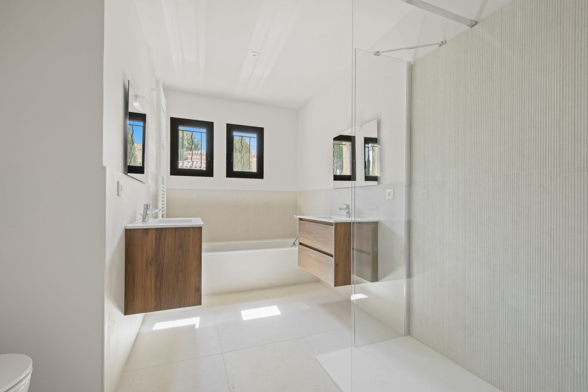 maison 6 Pièces en location sur SANARY SUR MER (83110)