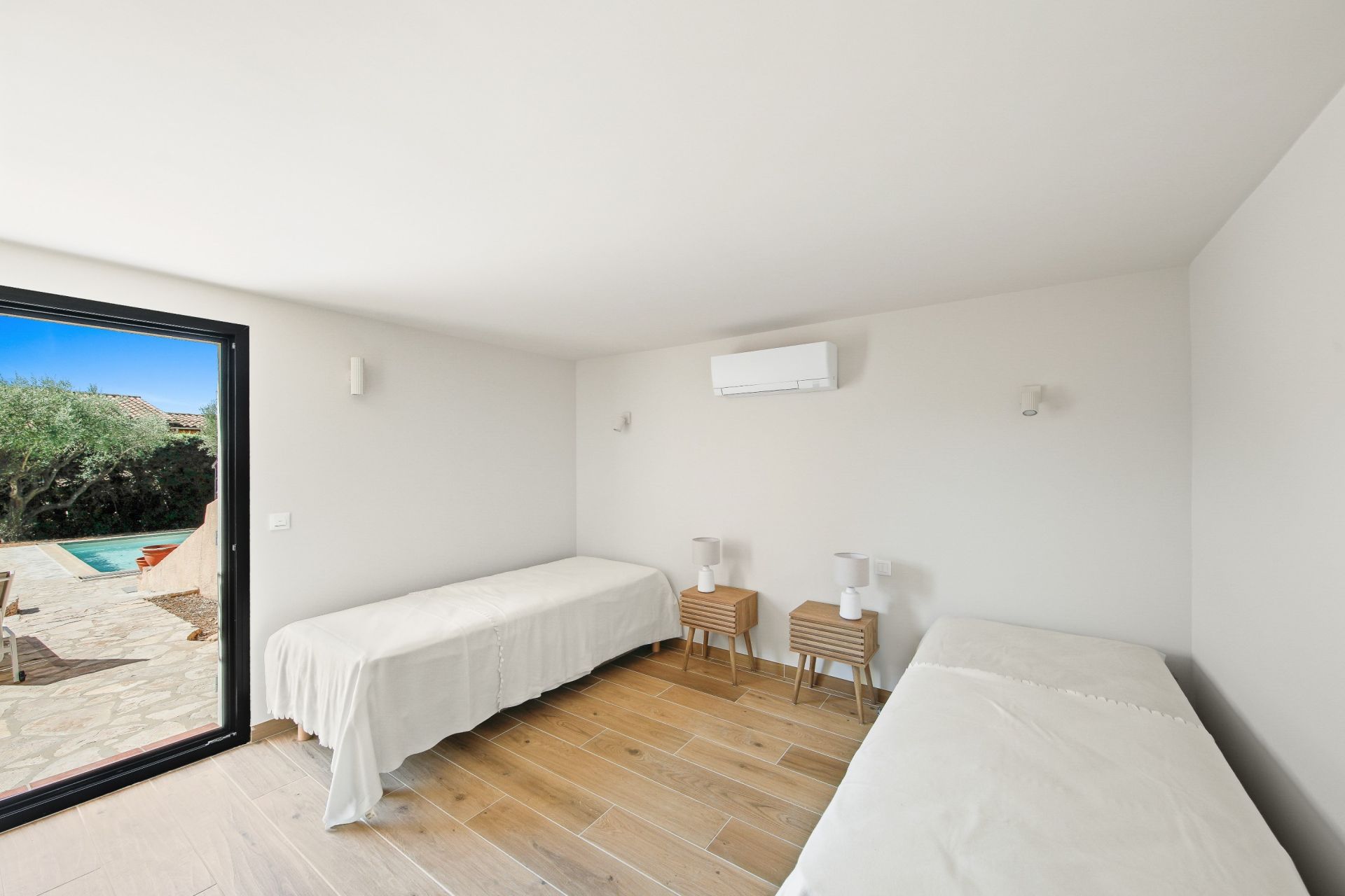 maison 6 Pièces en location sur SANARY SUR MER (83110)