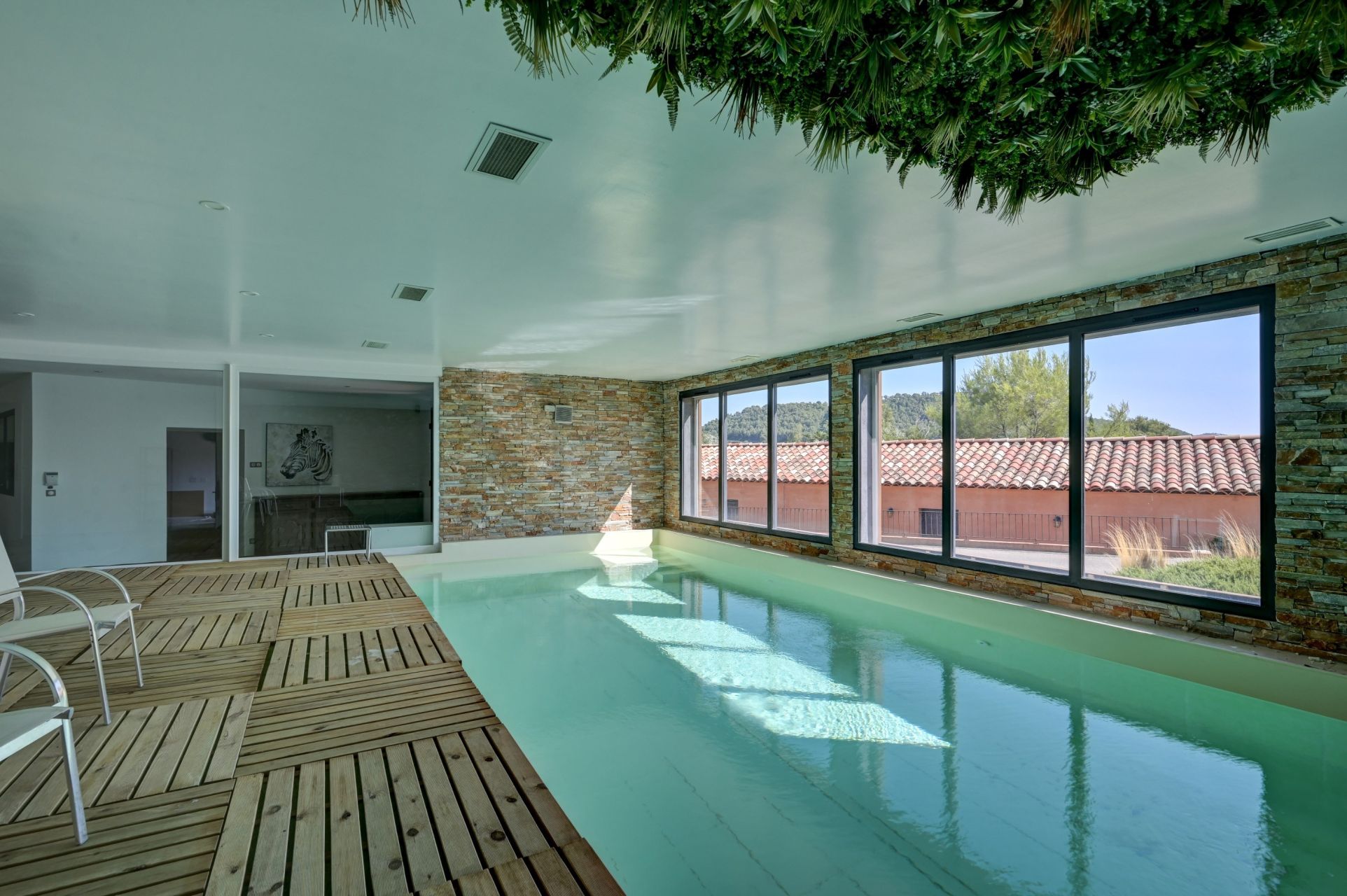 house 8 Rooms for rent on LA CADIERE D AZUR (83740)