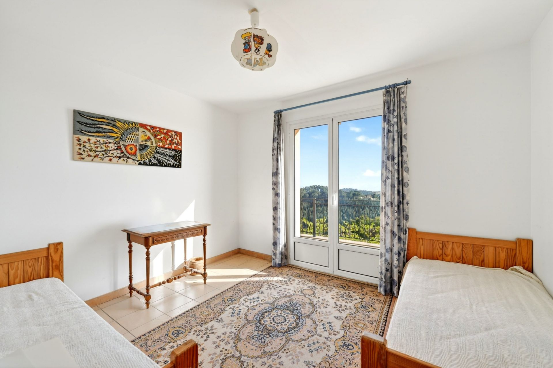 house 8 Rooms for sale on LA CADIERE D AZUR (83740)