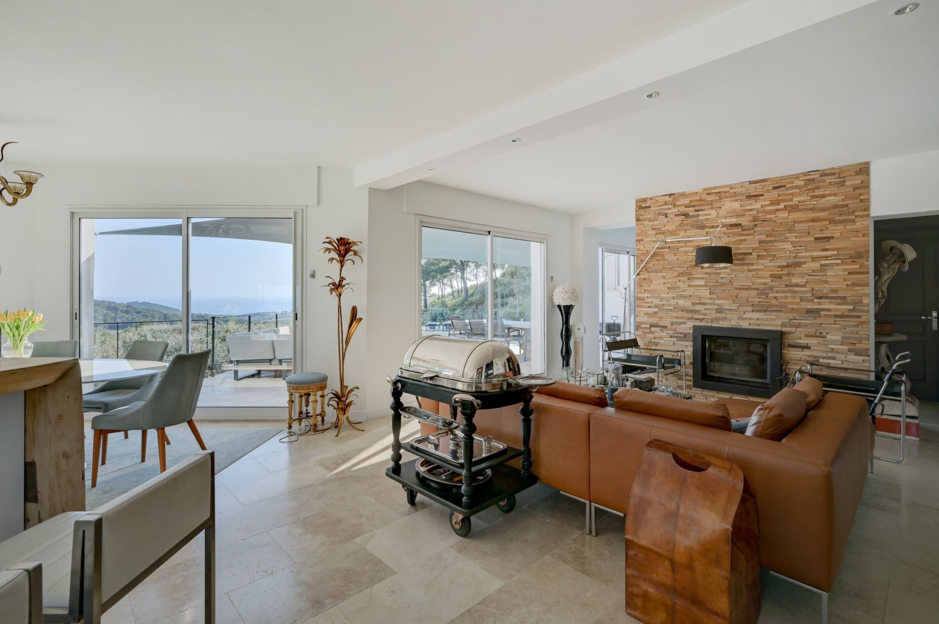 maison 7 Pièces en vente sur ST CYR SUR MER (83270)