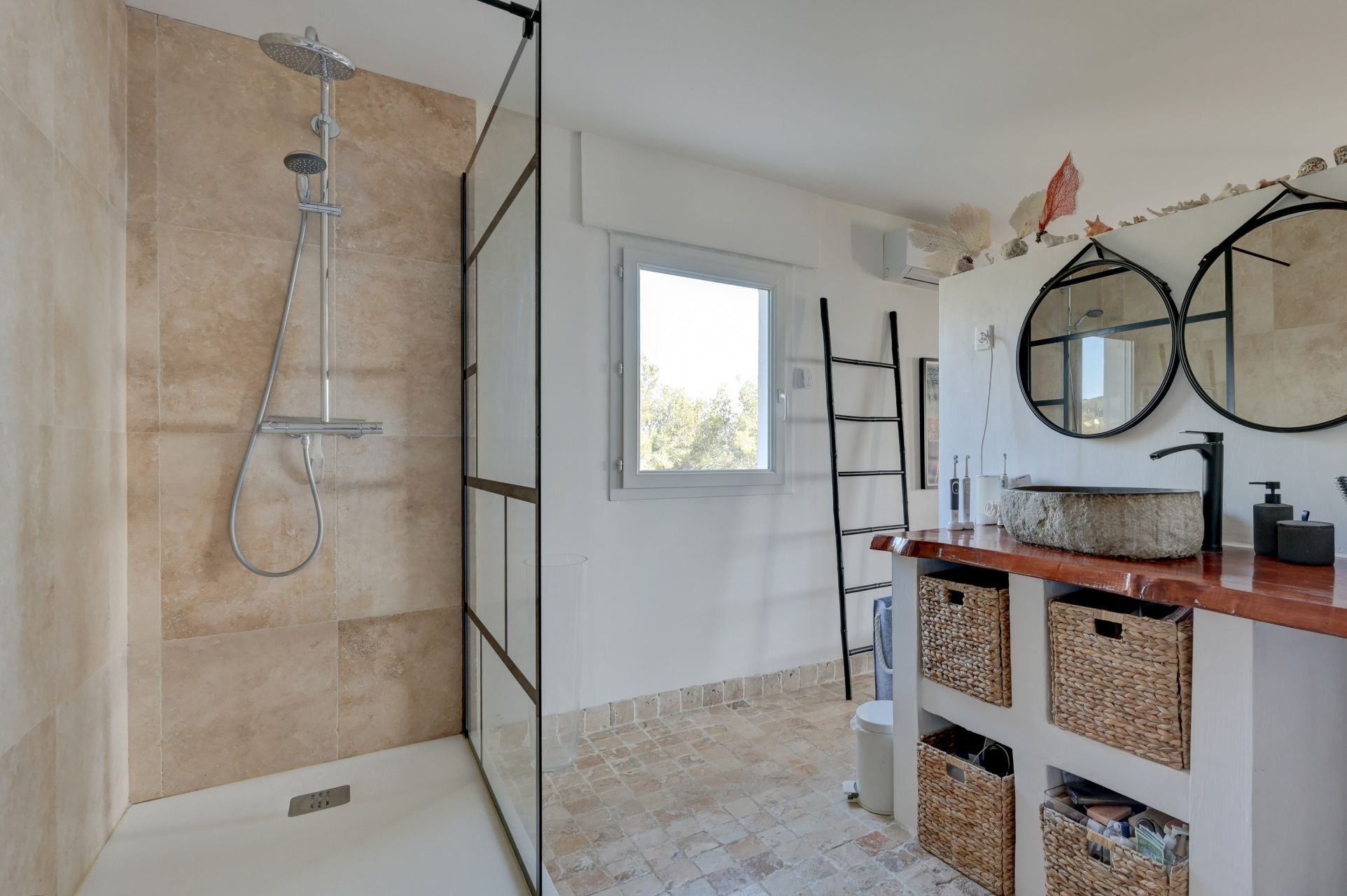 maison 7 Pièces en vente sur ST CYR SUR MER (83270)