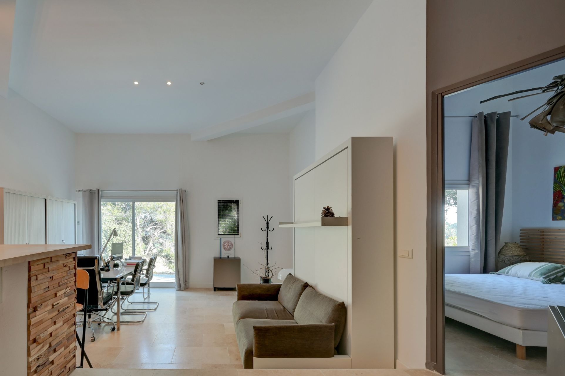 maison 7 Pièces en vente sur ST CYR SUR MER (83270)