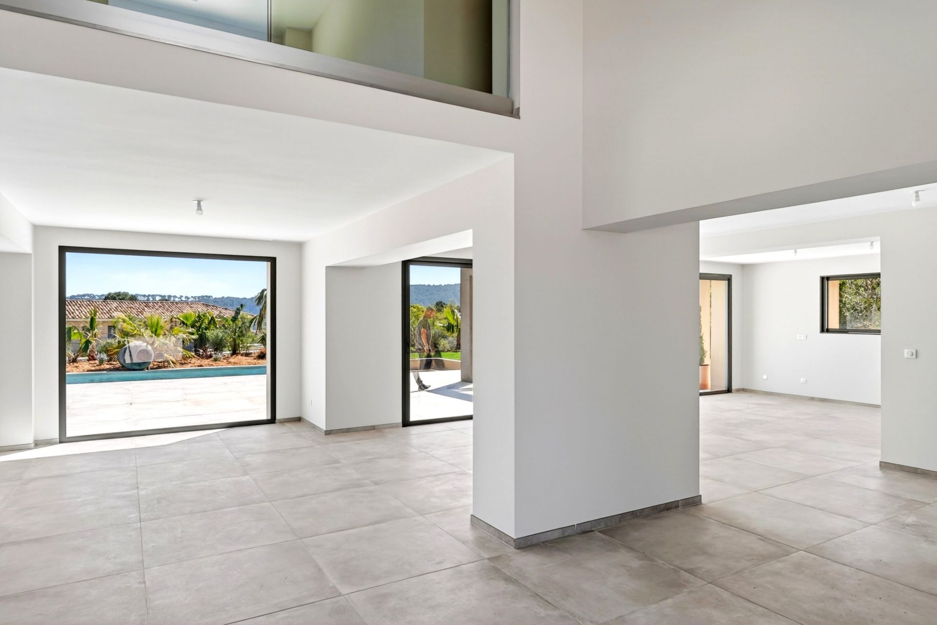 maison 6 Pièces en vente sur LA CADIERE D AZUR (83740)