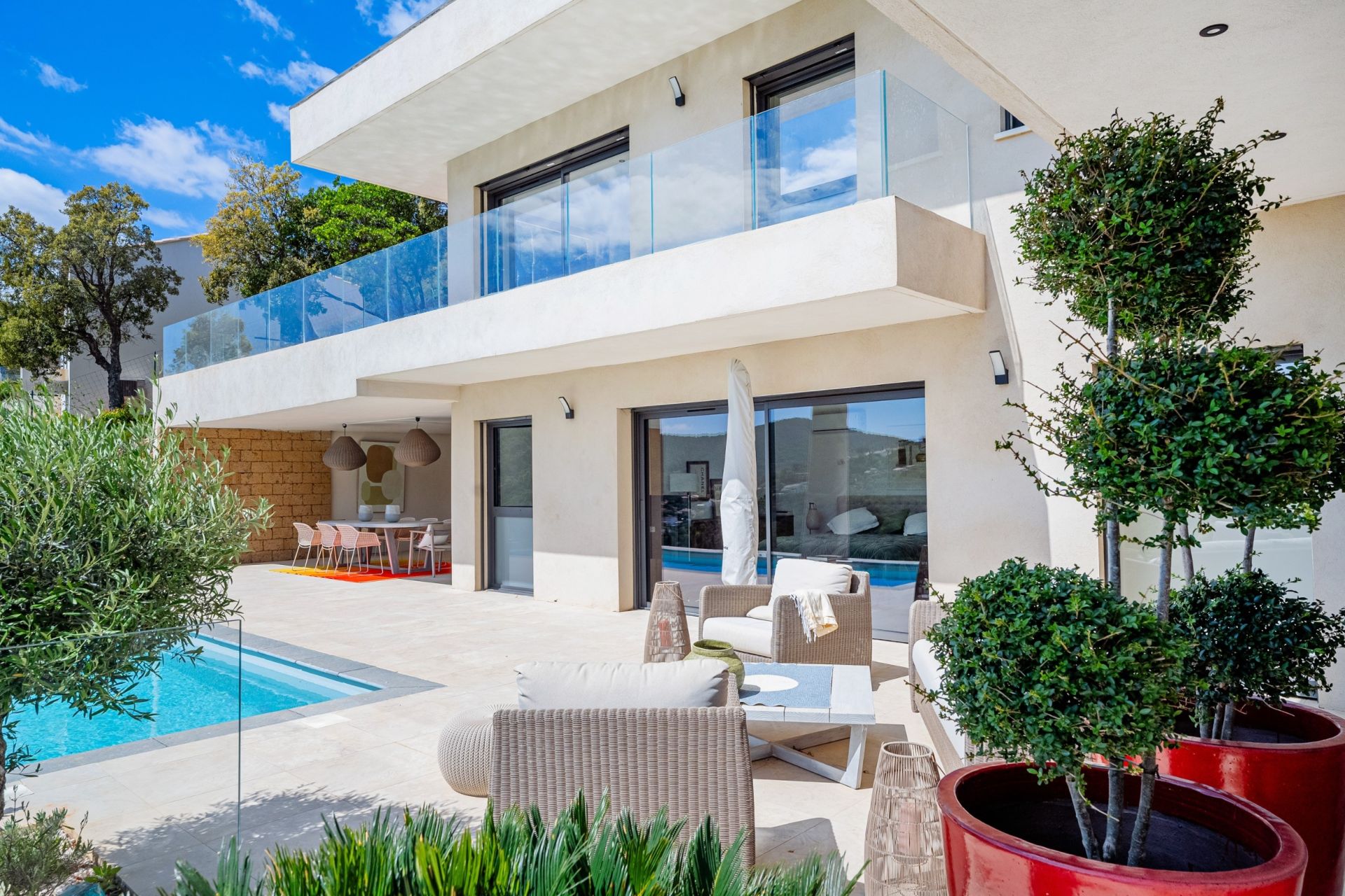 house 6 Rooms for sale on LA LONDE LES MAURES (83250)