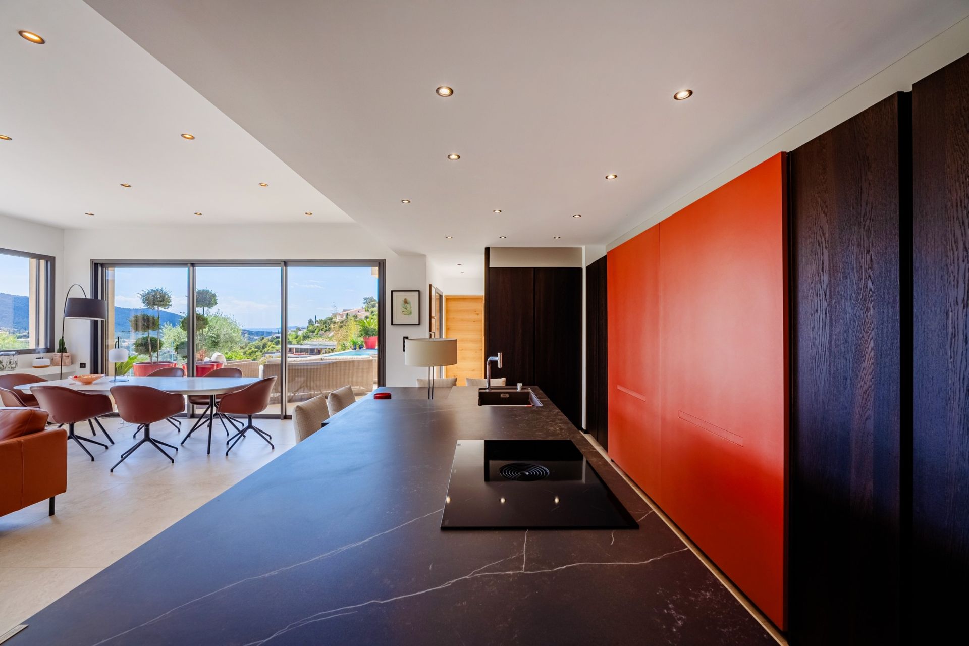 house 6 Rooms for sale on LA LONDE LES MAURES (83250)