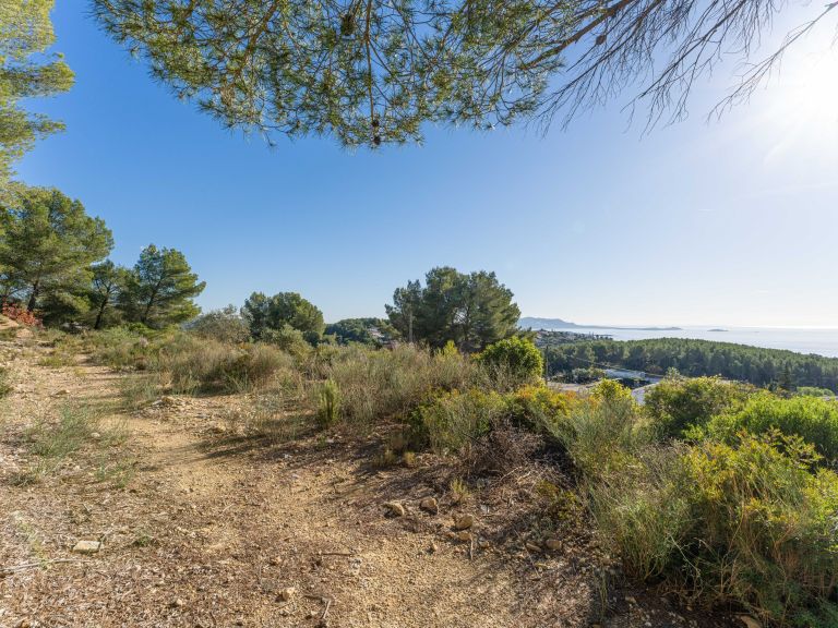terrain en vente sur SANARY SUR MER (83110)