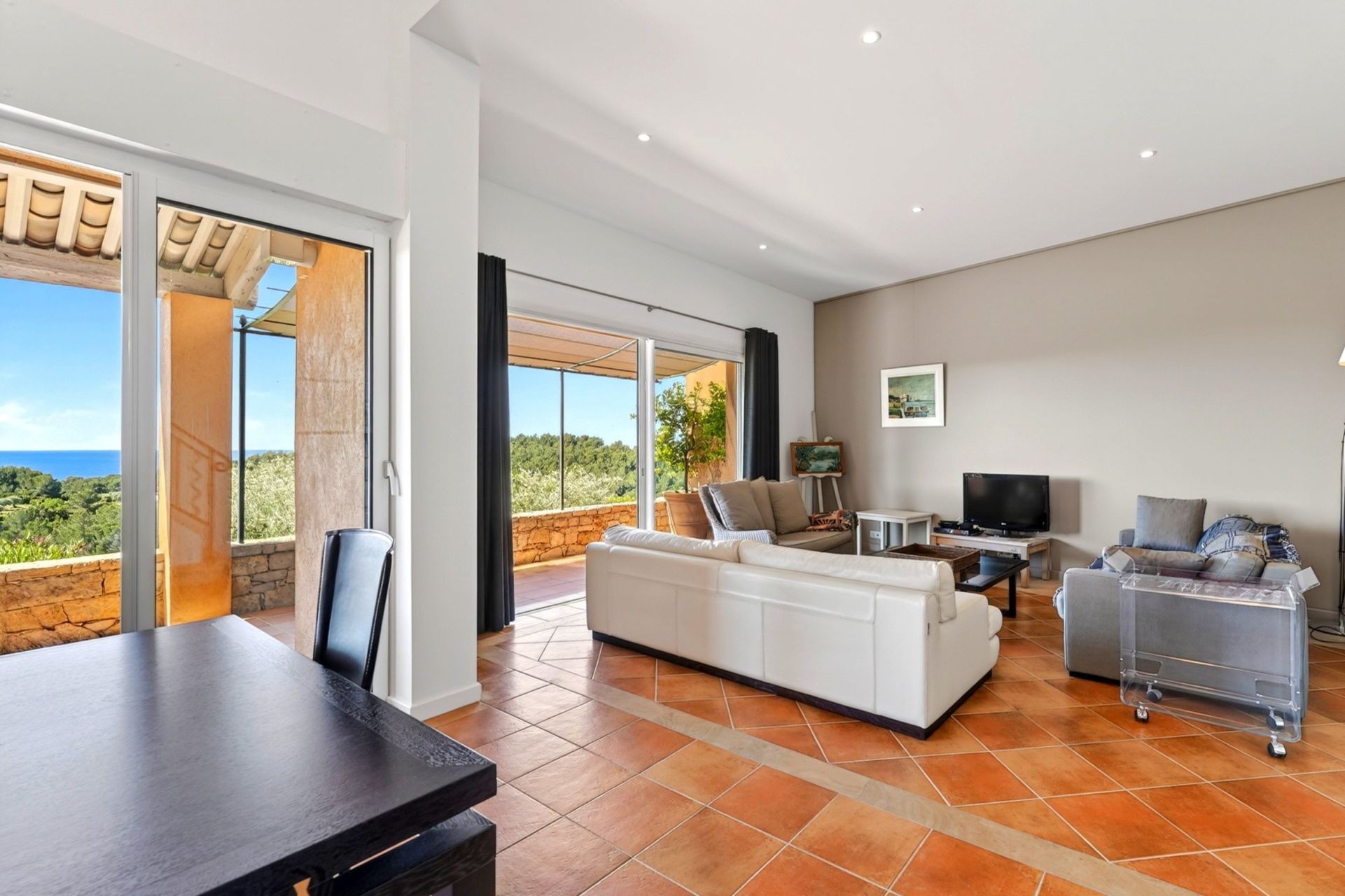 maison 5 Pièces en vente sur ST CYR SUR MER (83270)