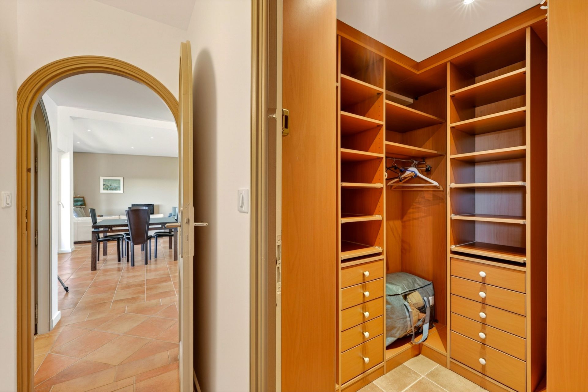 maison 5 Pièces en vente sur ST CYR SUR MER (83270)