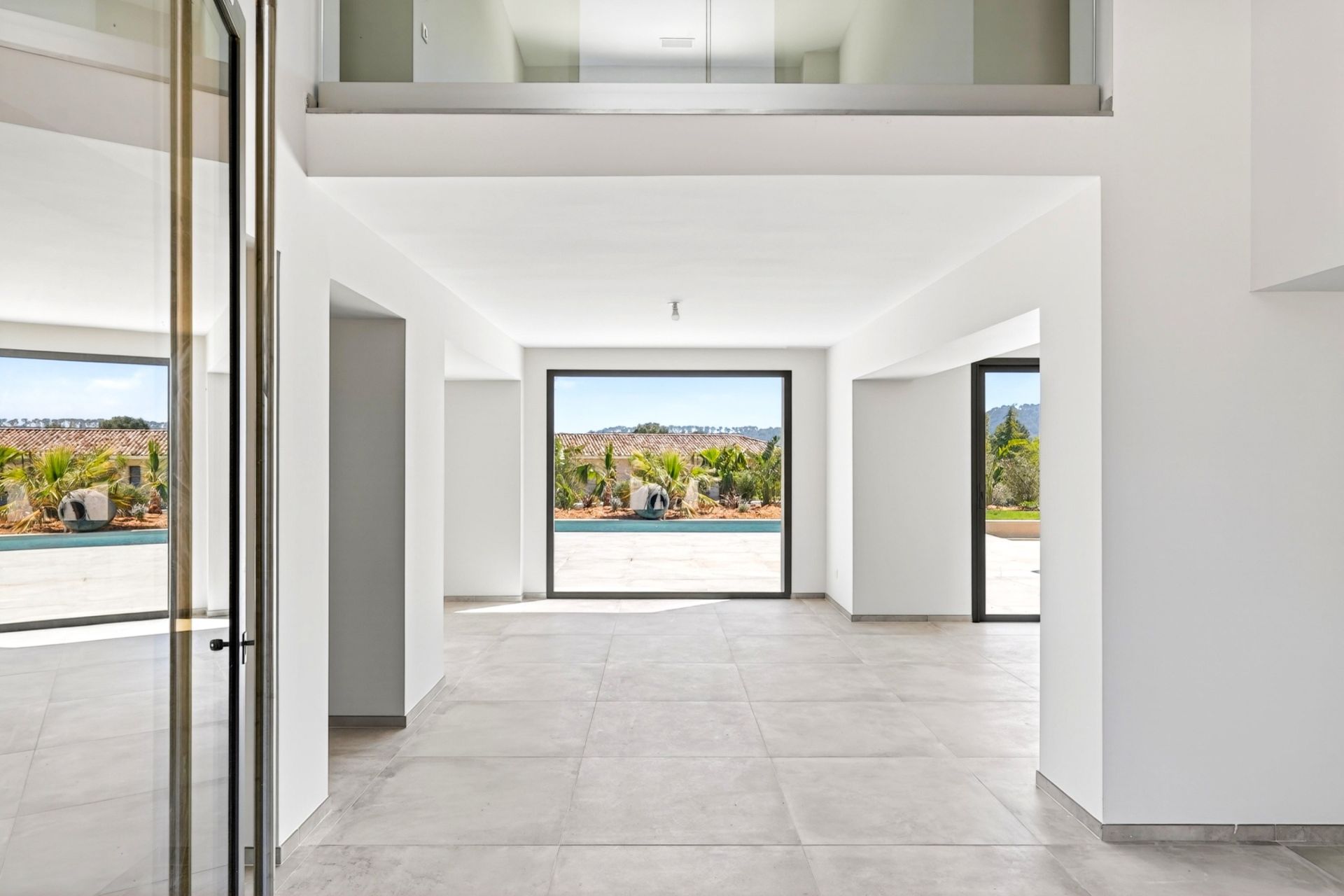 maison 6 Pièces en vente sur LA CADIERE D AZUR (83740)