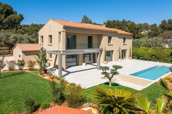 Vente Maison La Cadière-d'Azur 6&nbsp;Pièces 223&nbsp;m²