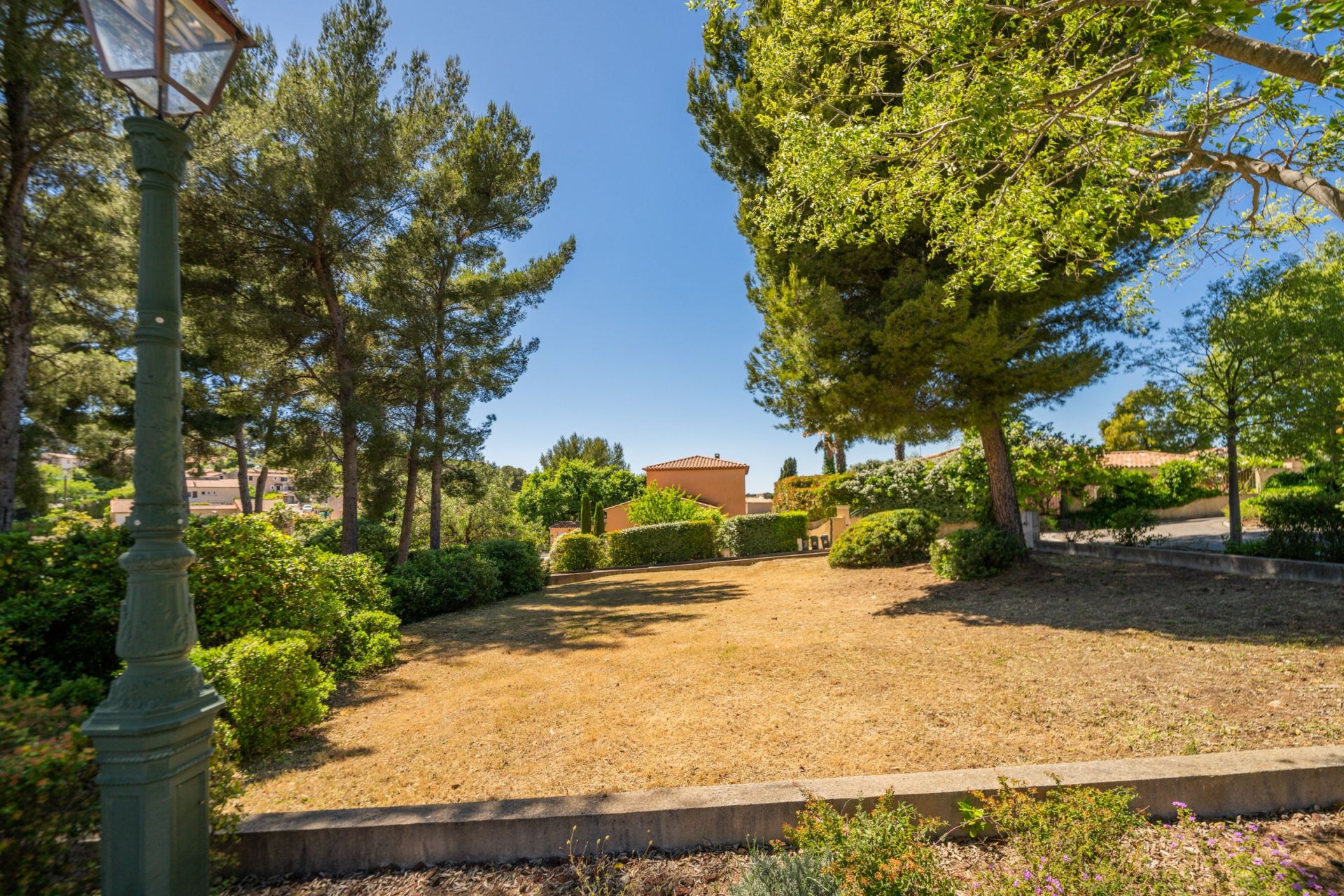 terrain en vente sur SANARY SUR MER (83110)