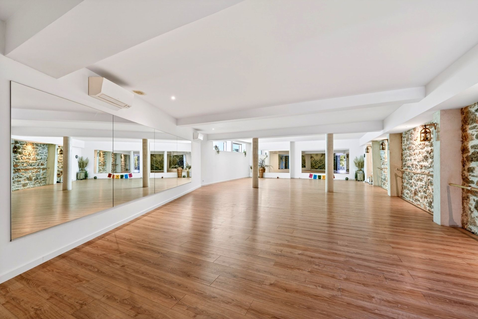 maison 14 Pièces en vente sur TOULON (83100)