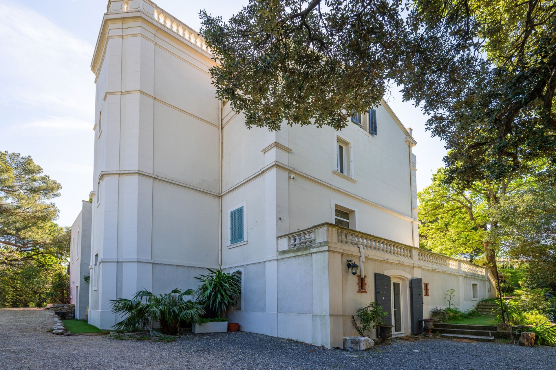maison 14 Pièces en vente sur TOULON (83100)