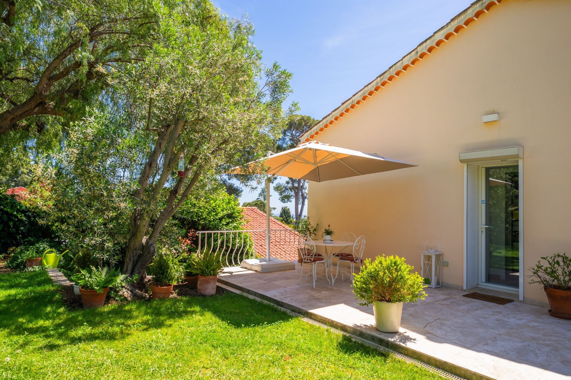 maison 6 Pièces en vente sur CARQUEIRANNE (83320)